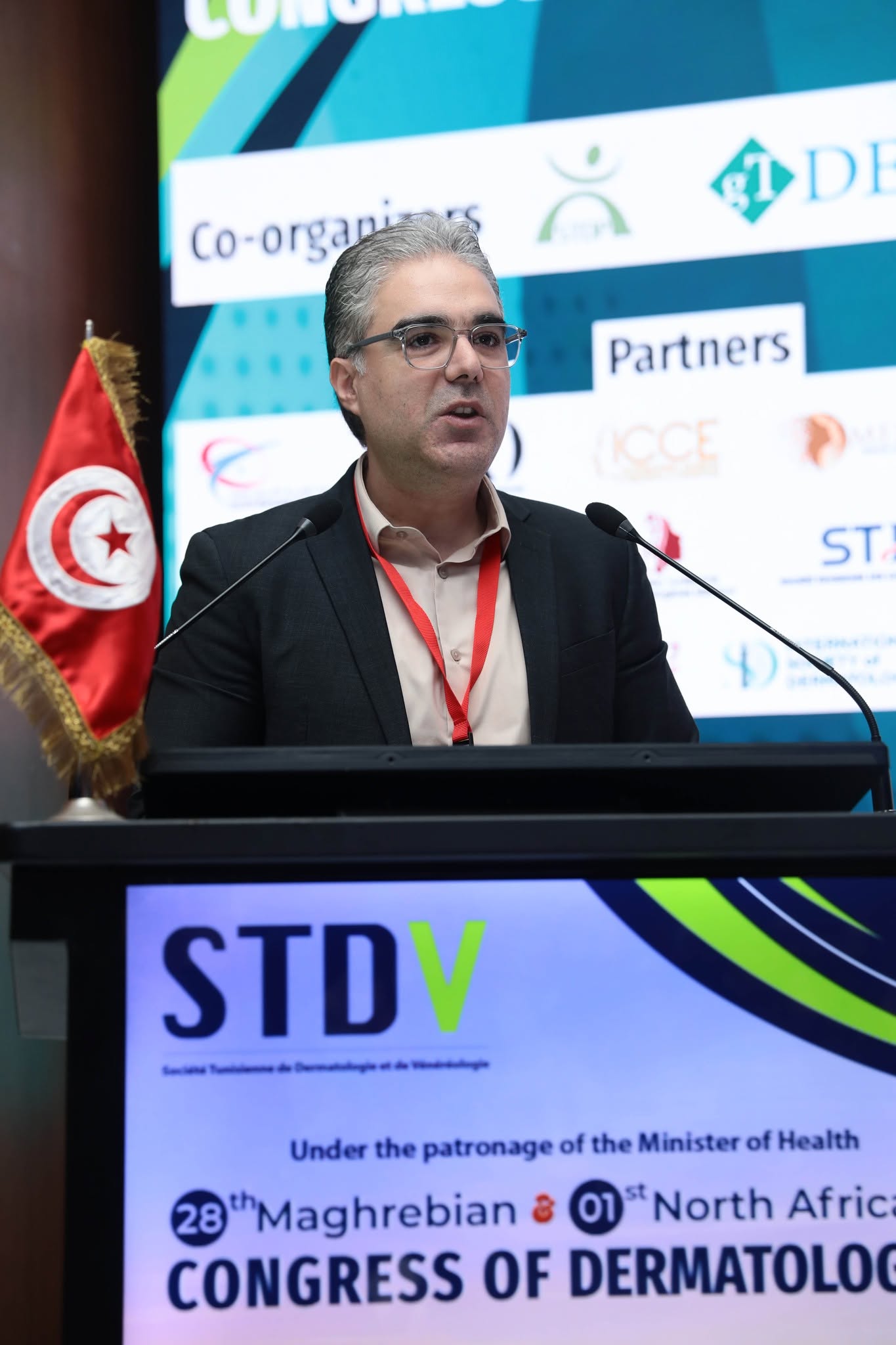 Pr Noureddine Litaiem au 28e Congrès Maghrébin et 1er Congrès Nord-Africain de Dermatologie